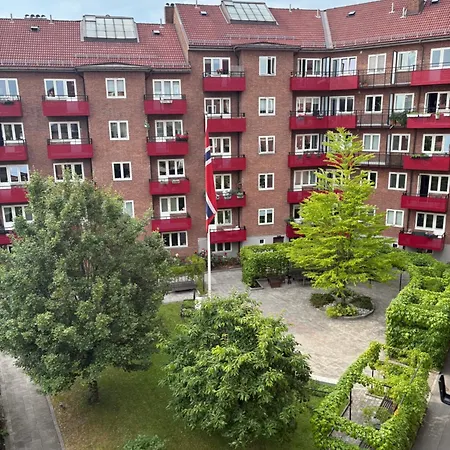 Apartament And Cozy 3-room With Balcony And Dux Bed