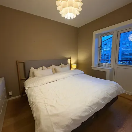 And Cozy 3-room With Balcony And Dux Bed *