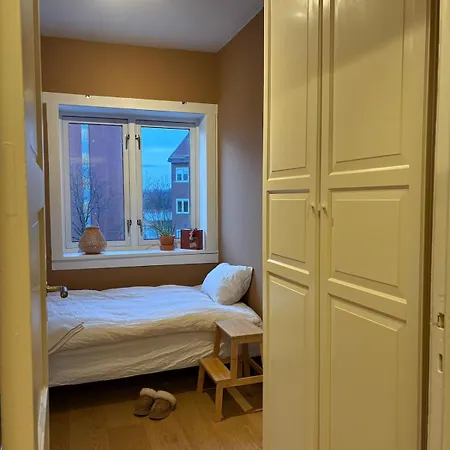And Cozy 3-room With Balcony And Dux Bed Apartament Oslo